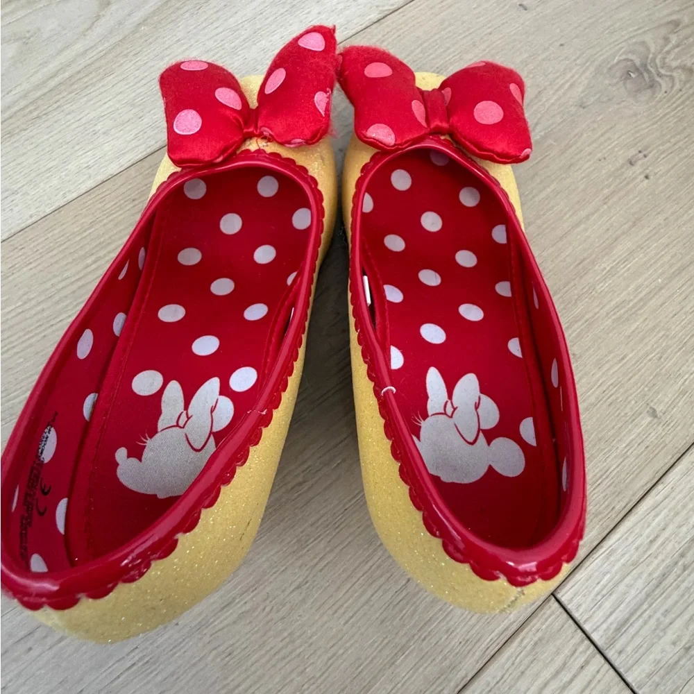 Disney Minnie Yellow and Red Polka Dot Shoes 11/12 - Picture 5 of 14